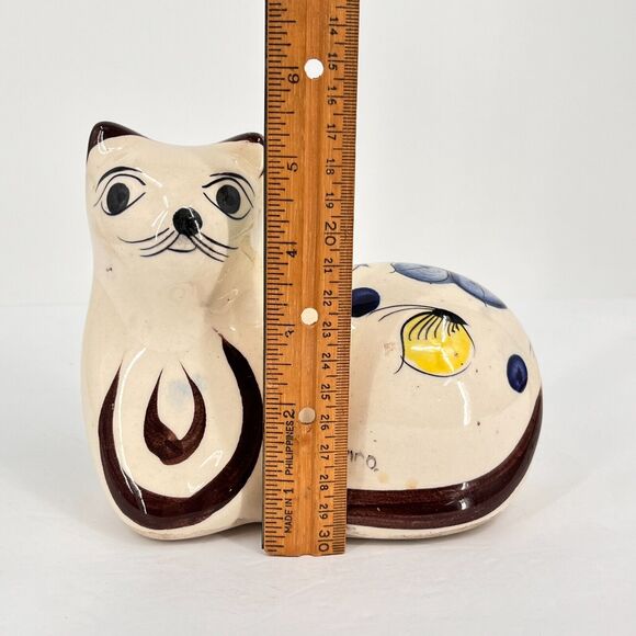 Tonala Cat Mexico Hand Painted Resting Cat Ceramic Figure - Picture 8 of 11